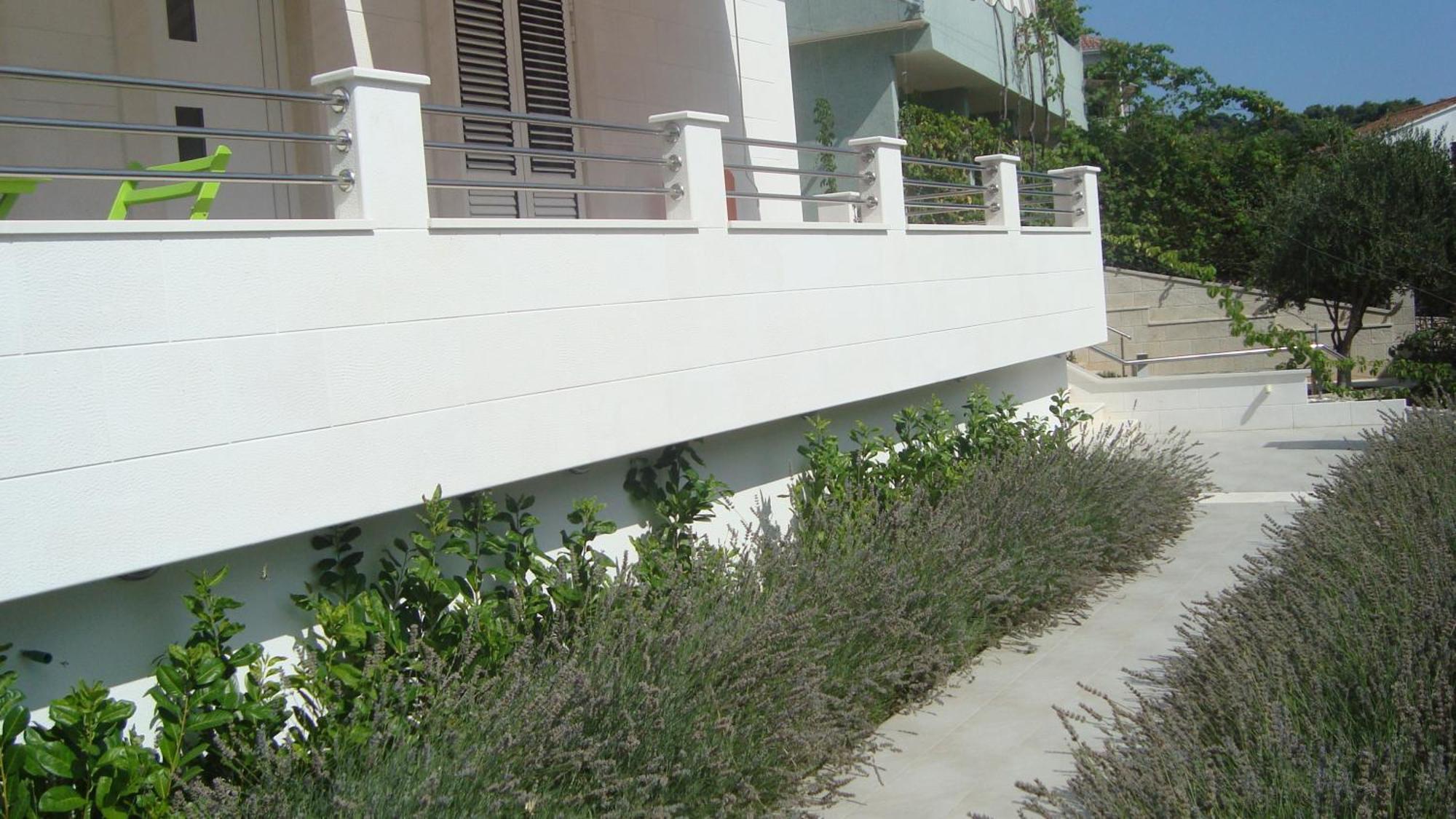 Apartments Niana With Heated Seawater Swimingpool Donji Okrug  Εξωτερικό φωτογραφία