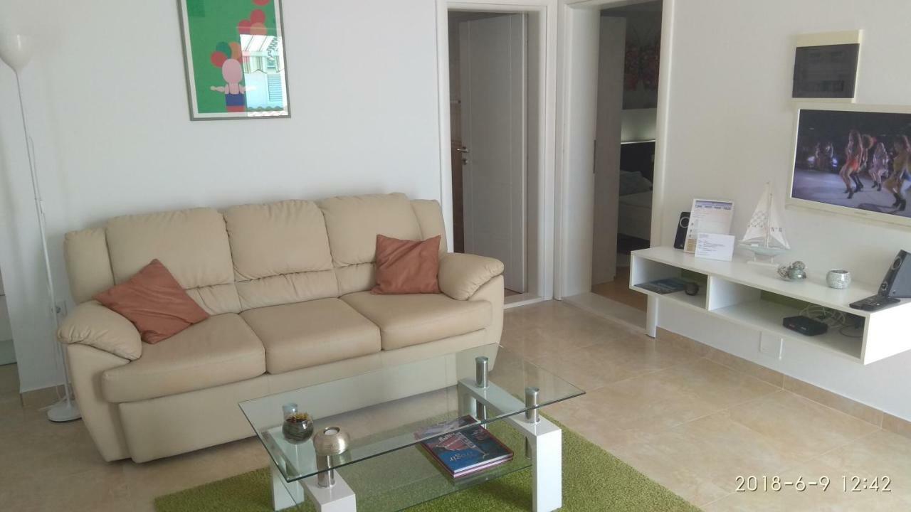 Apartments Niana With Heated Seawater Swimingpool Donji Okrug  Εξωτερικό φωτογραφία