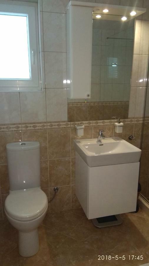 Apartments Niana With Heated Seawater Swimingpool Donji Okrug  Εξωτερικό φωτογραφία